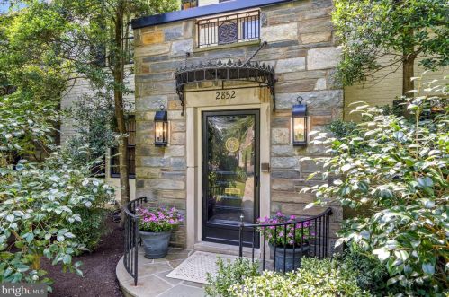 2852 Albemarle St, Washington, DC 20008-1036