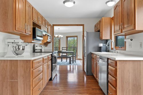 4869 Riverview Dr, Hubertus WI  53033-9777 exterior