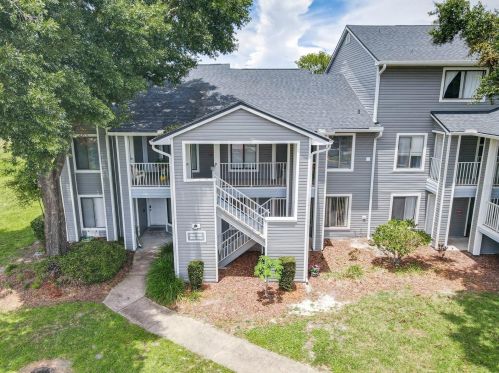 2214 Stonington Ave, Orlando, FL 32817-4145