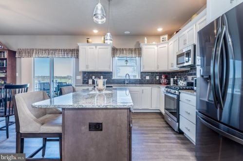 112 White Deer Way, Carlisle PA  17013-7600 exterior