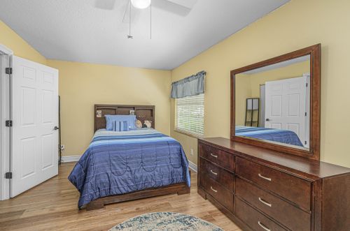 435 Fairway Lndg, Fort Pierce FL  34986-2166 exterior