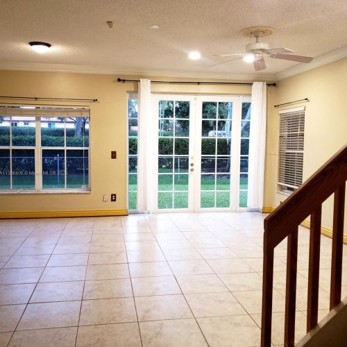 170 207th Way, Hollywood FL  33029-3508 exterior