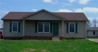 2833 Nat Hoosier Ln, Clarksville, TN 37040-6695