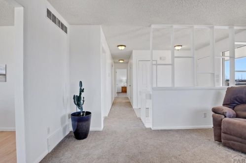 1045 Jaroso Dr, Pueblo CO 81007 exterior