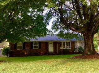 206 Danby Dr, Winston Salem, NC 27103-5306