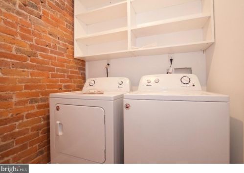 1515 Mckean St, Philadelphia PA  19145-3033 exterior