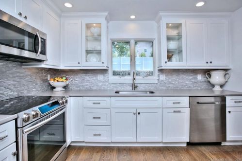31 Larbert Rd, Southport CT  06890-1341 exterior