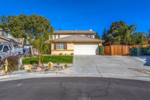 752 Mockingbird Cir, Beaumont, CA 92223-7116