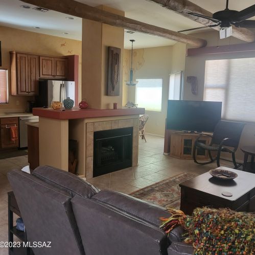 3983 Golden Lynx Rd, Green Valley, AZ 85614-5796