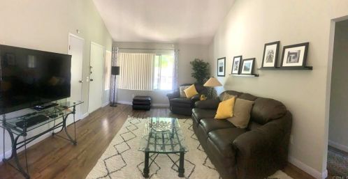 1403 Fremont St, Vista, CA 92084-3866