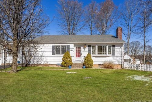 38 Garry Dr, New Britain, CT 06052-1102