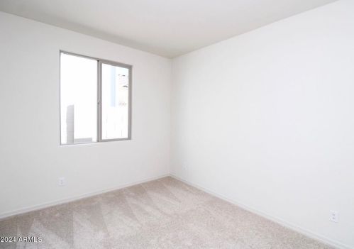 9025 Luke Ave, Glendale AZ  85305-2905 exterior
