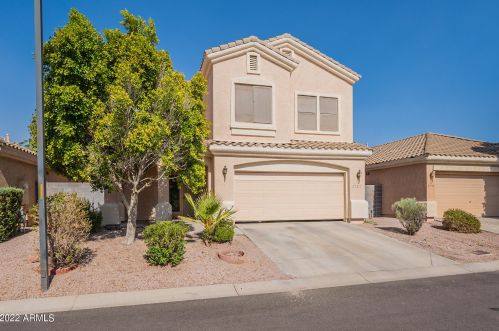 2737 Kenton, Mesa, AZ 85215-9207