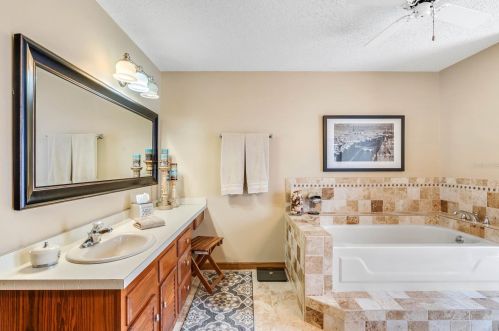 6248 Dowdy Ct, Orlando FL  32819-7770 exterior