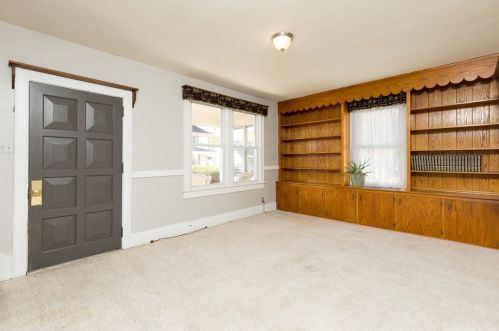 328 Garrett St, Somerset, PA 15501-2540