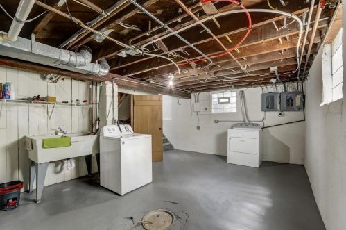 1308 74, Milwaukee WI 53214-3012 exterior