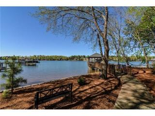 169 Lake Pine Rd, Mooresville, NC 28117-7476