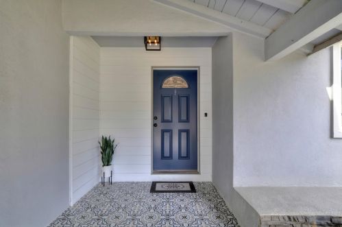 10655 Valley View Dr, Rancho Cordova CA  95670-2468 exterior