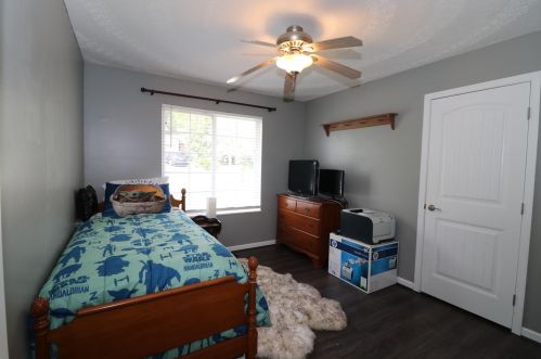 701 Elm St, Fairfax OH  45133-1385 exterior