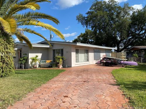 731 Hialeah Dr, Hialeah, FL 33010-5033