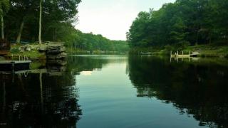 476 Log Tavern Rd, Milford, PA 18337-9761