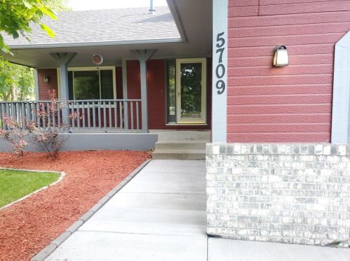 5709 91st Cres, Minneapolis, MN 55443-1619