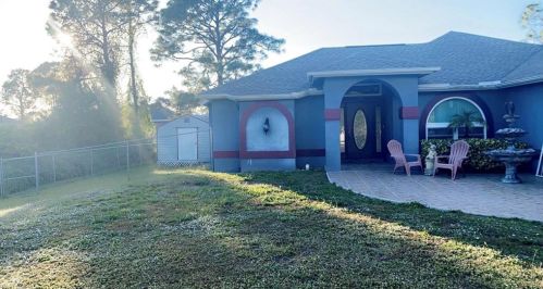 1045 Albany Ave, Lehigh Acres, FL 33971-6517