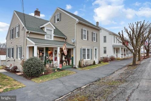 25 Market St, Gratz, PA
