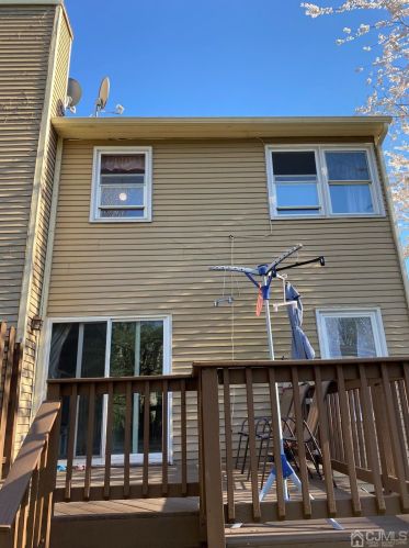 15 Allison Dr, East Brunswick, NJ 08816-4475