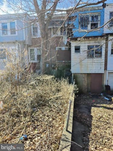 33 30th St, Wilmington, DE 19802-3203