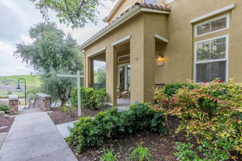 335 Ascente Cmns, San Jose, CA 95125-6612