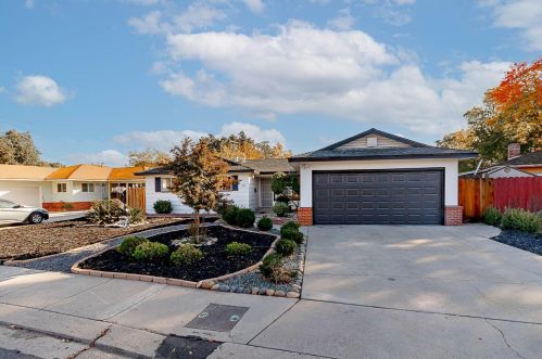 1506 Linwood Dr, Modesto, CA 95350-3930