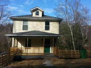 153 Doyle St, Morgantown, WV 26505-6367