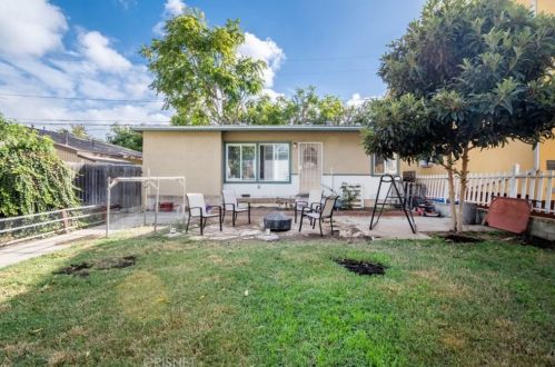 18514 Kingsdale Ave, Redondo Beach, CA 90278-4635