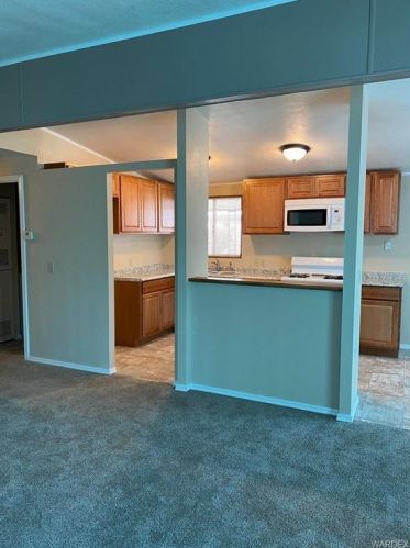 229 Tanglewood Ln, Bullhead City, AZ 86442-4627