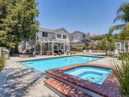 22430 Laurel Pl, Santa Clarita, CA 91390-4096