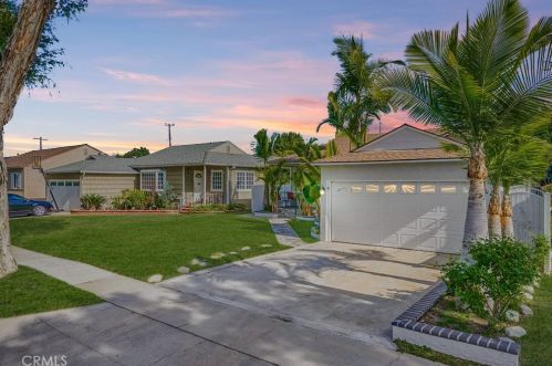 4108 Nipomo Ave, Lakewood, CA 90713-3234