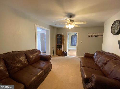 2886 Quakerbridge Rd, Trenton NJ  08619-1642 exterior