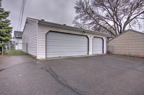 4433 Washington St, Minneapolis, MN 55421-2253