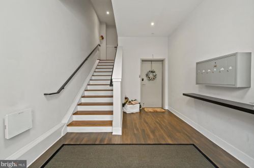 520 Kater St, Philadelphia, PA 19147-2223