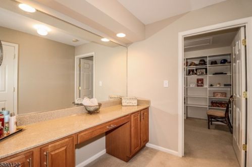 21 Patrick Henry Pl, East Amwell Township NJ  08551-1805 exterior