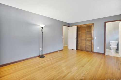 37 Victoria Dr, Colchester CT  06415-2319 exterior