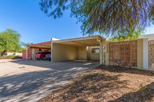 4992 15th Ave, Tucson, AZ 85704-2443