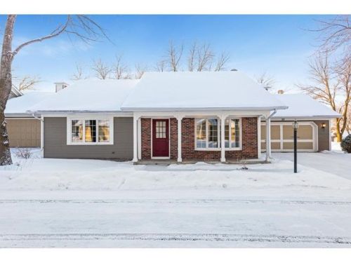 22 Somerset Dr, Minnetrista, MN 55387