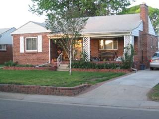 3962 Logan St, Englewood CO  80113-4723 exterior