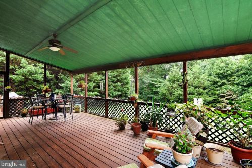 2922 Independence Dr, Montross VA  22520-8844 exterior