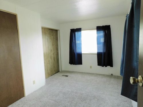 373 Raymond Ln, Folsom CA  95630-1749 exterior