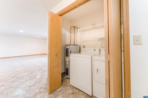 425 Westwood Rd, Stanardsville VA  22973-3063 exterior