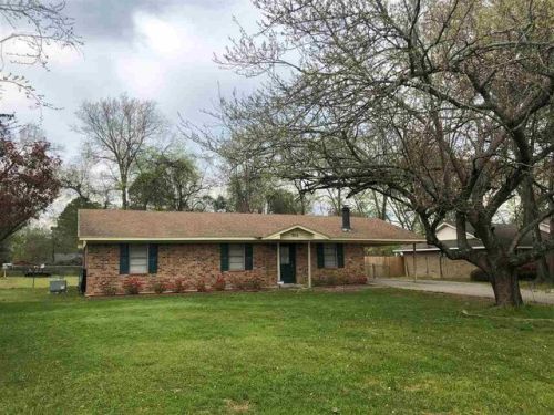 701 Halsey St, Carthage, TX 75633-1707