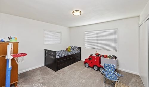 21906 Martin St, Perris CA 92570-8716 exterior